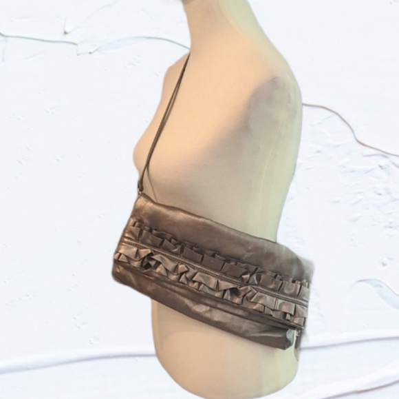 ⬇️ CCO Steve Madden NWT clutch/cross body bag - Picture 2 of 13